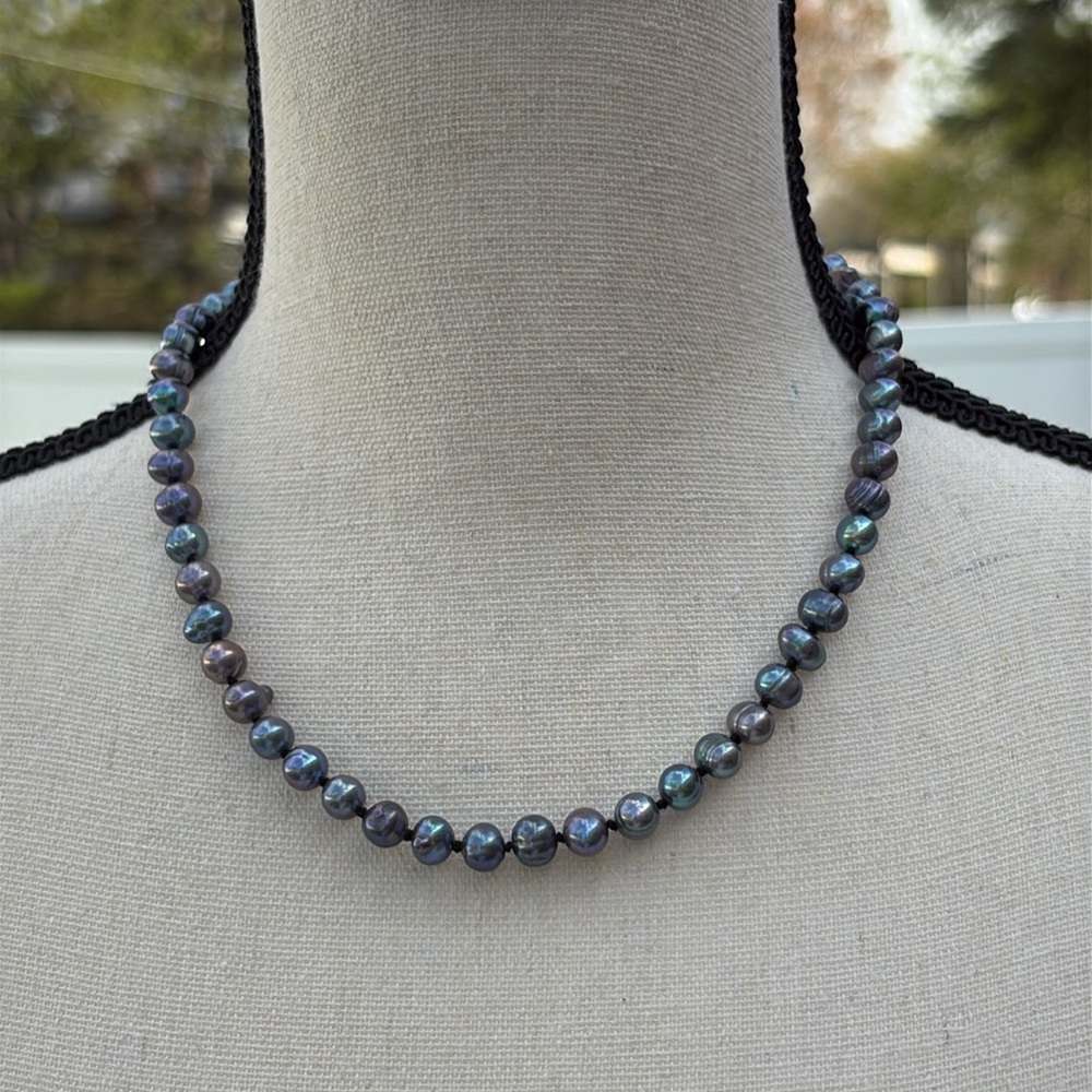14K Peacock Pearl Necklace 17" and 18" Dyed Cultured Purple Gray Pearls 7-7.5mm